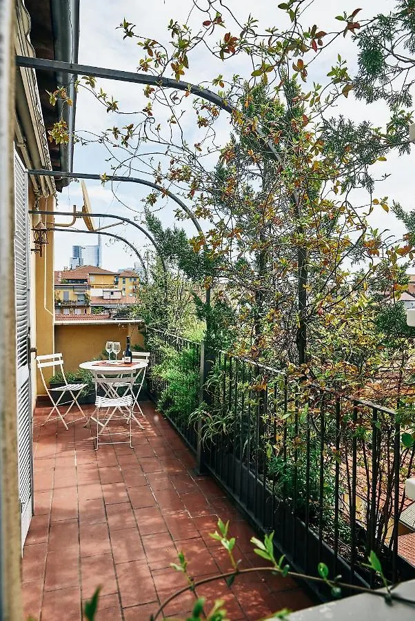 Il Terrazzino - Loft With Terrace And View - With Elevator - Milan Apartment 0*,  Italy